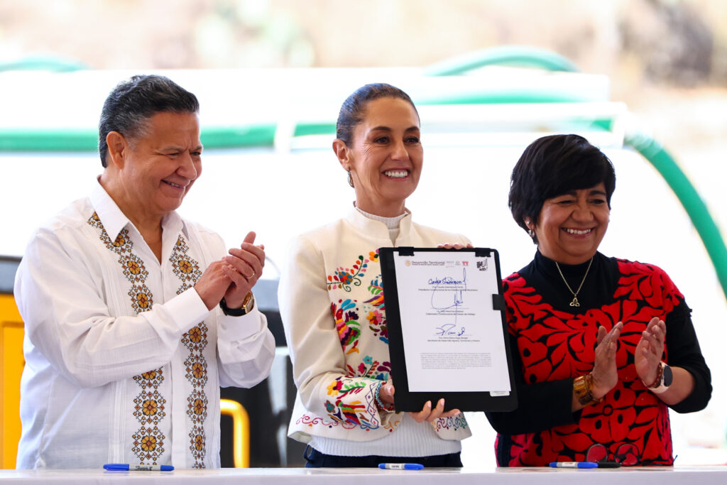 Edificará 31,500 viviendas en Hidalgo el gobierno de Sheinbaum; se salda deuda histórica, manifiesta gobernador Menchaca