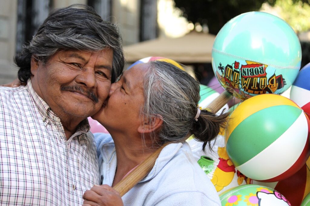 México es el décimo país más feliz del mundo revela estudio colegiado