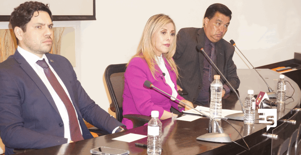 Marisela Morales, aspirante a ministra de la Suprema Corte de Justicia la Nación, disertó en Pachuca