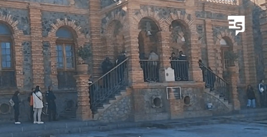 Más salario, alta al IMSS y seguro de vida piden policías a edil de Villa de Tezontepec
