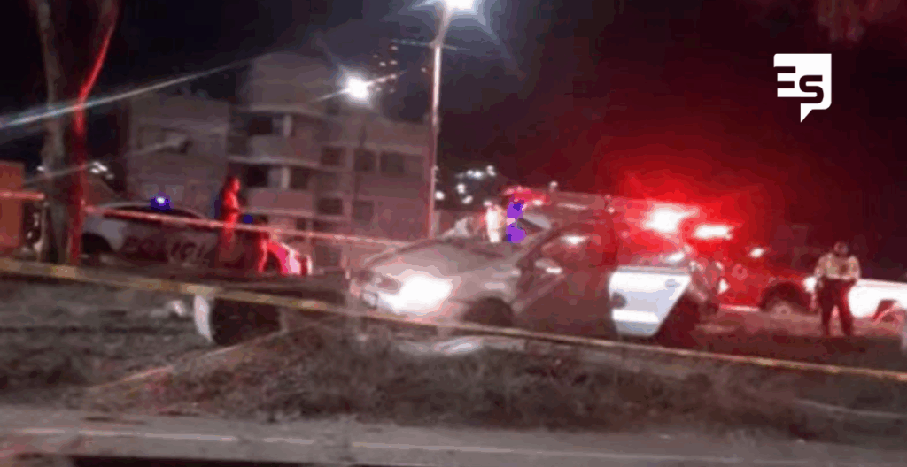 Volcadura deja tres muertos y una mujer herida