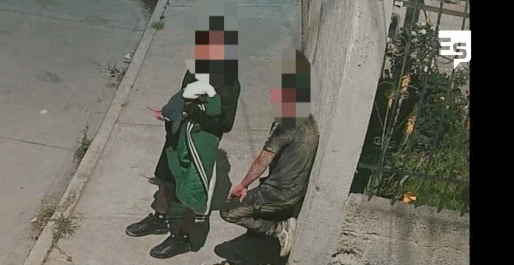 Muere apuñalado en vía pública; cámaras grabaron el atentado