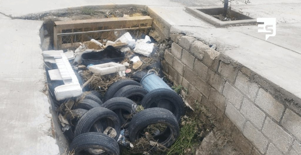 Limpieza de drenes pluviales para mitigar riesgos por lluvias en Pachuca