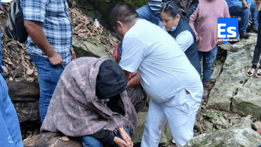 Exitoso rescate de anciano en un barranco 4 días después de desaparecido, y vivo