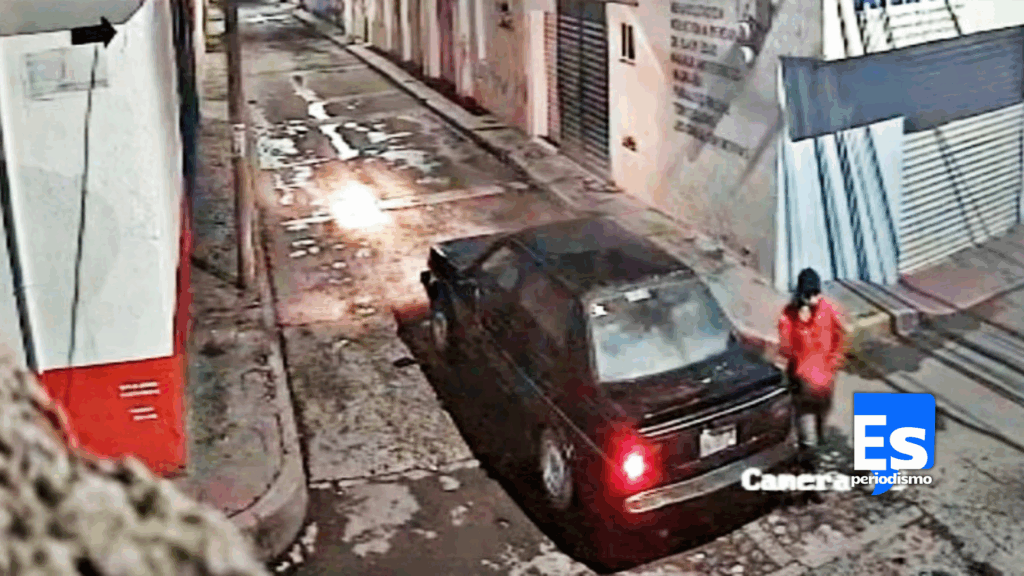 Delincuentes saquean negocio de reparación de celulares