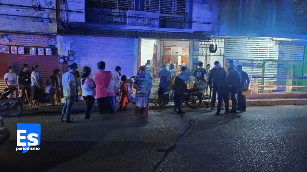 Asesinado de 3 disparos comprando bocoles