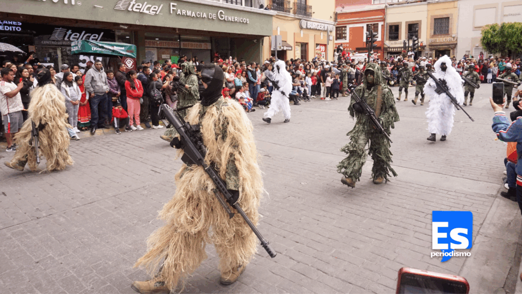 Desfile conmemorativo de la guerra de Independencia inculca sentido de pertenencia