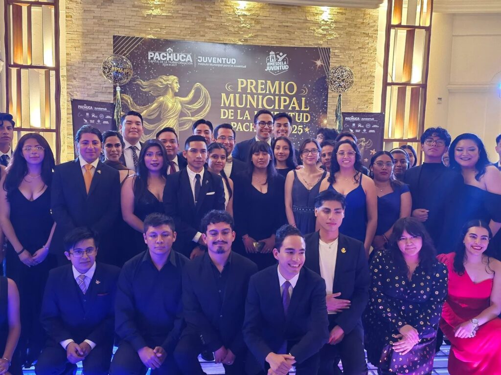 En la premiación se subrayó que este galardón no solo reconoce trayectorias, sino que busca inspirar a más jóvenes a transformar su entorno y demostrar que Pachuca cuenta con una generación comprometida y con visión de futuro. La entrega de este premio representa un estímulo al esfuerzo y a la capacidad de las y los jóvenes que con sus acciones contribuyen al desarrollo de la ciudad, reafirmando que son pieza clave para construir una Pachuca con futuro.