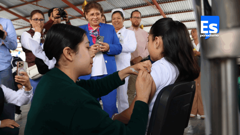 Intensifican vacunación contra VPH, principal causa de cáncer de cuello uterino