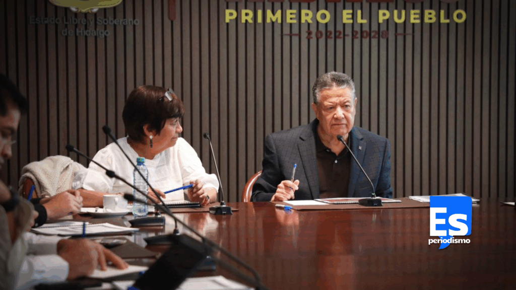 Analizan reubicar familias damnificadas