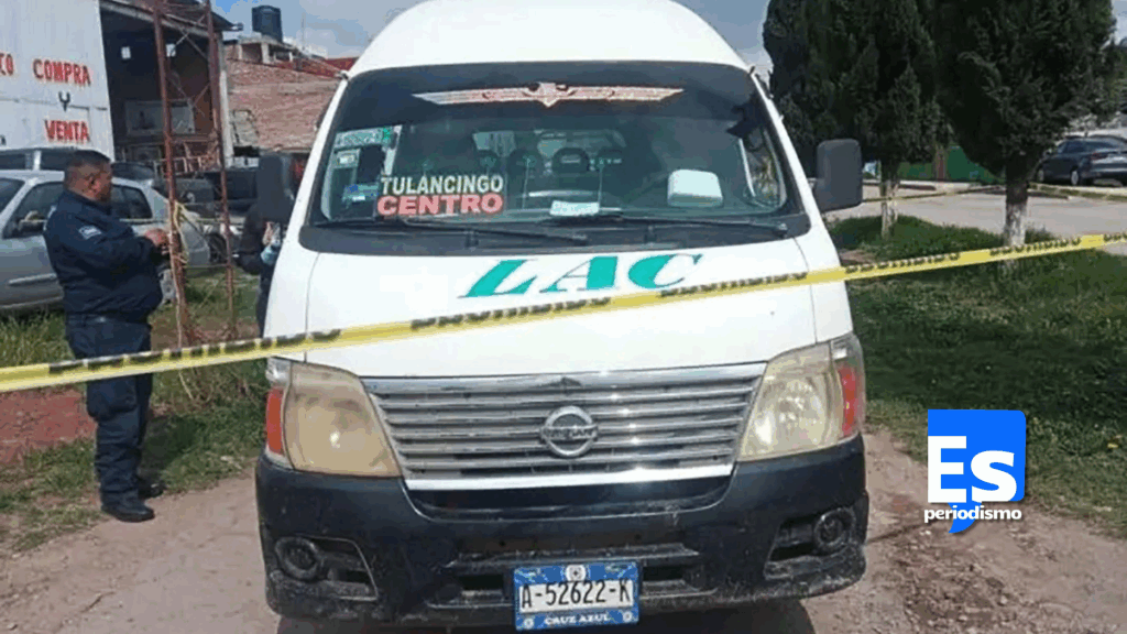 Sucumbe pasajero dentro de una colectiva