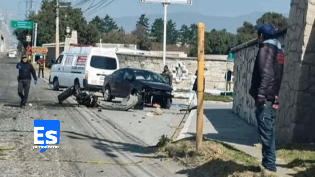 Muere conductor al chocar a la puerta