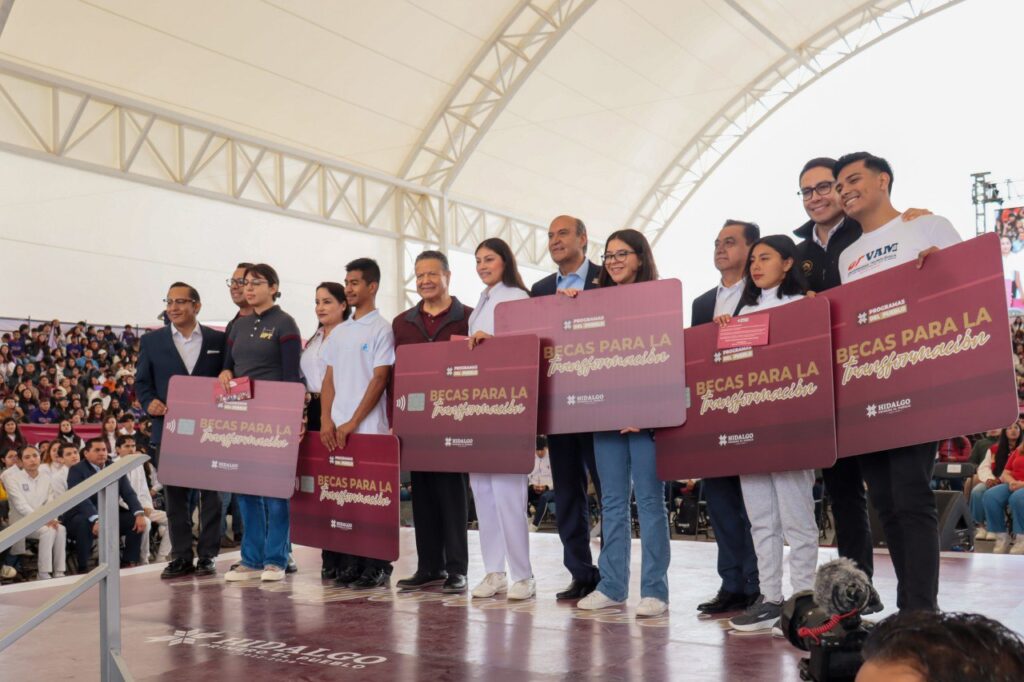 Educación cierra año con avances