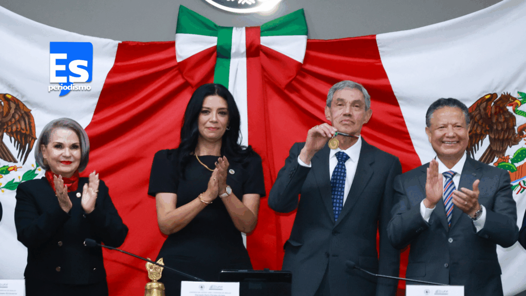 Otorgan la presea Pedro María Anaya a José Vergara