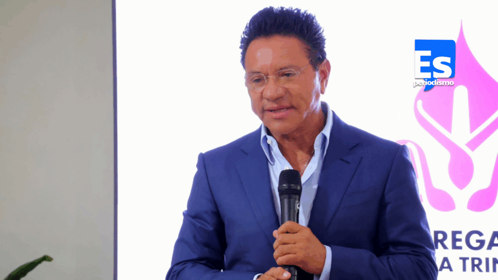 Las banderas de la gente dejaron