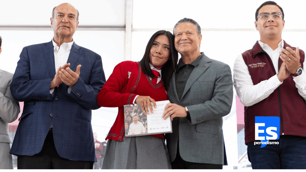 Equipan a estudiantes de nivel medio