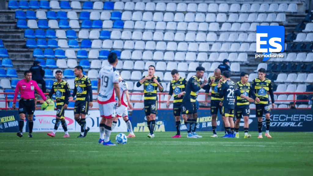 En el 33 aniversario del estadio Hidalgo