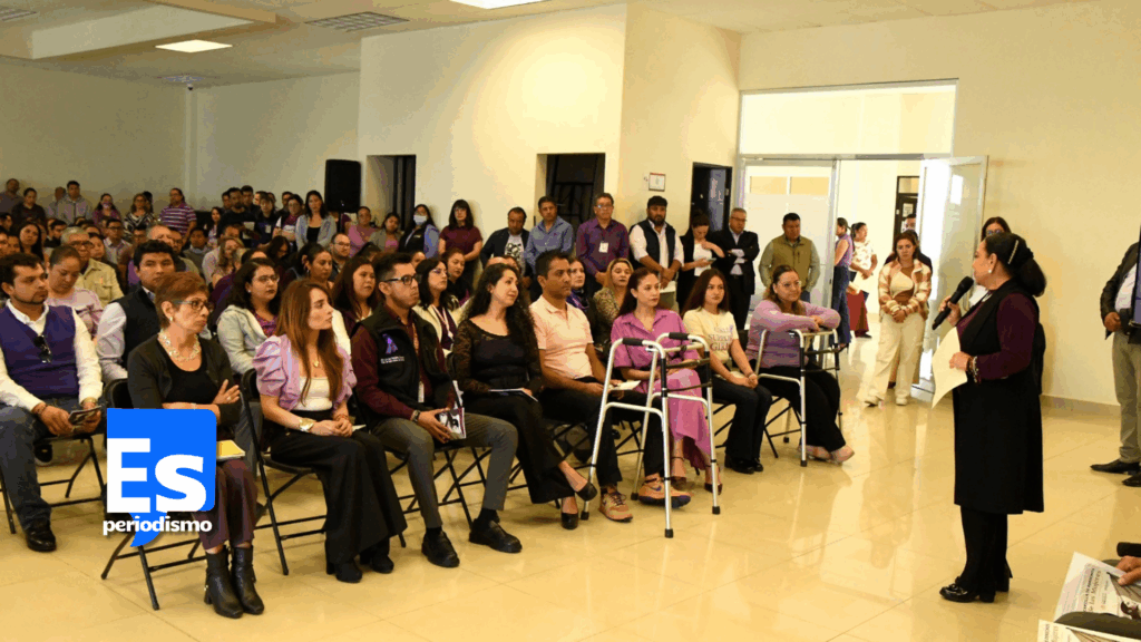 Capacitan a servidores públicos de Tulancingo