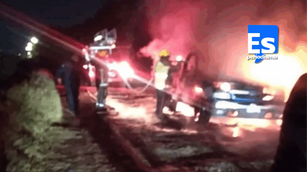 Investigan incendio de camioneta