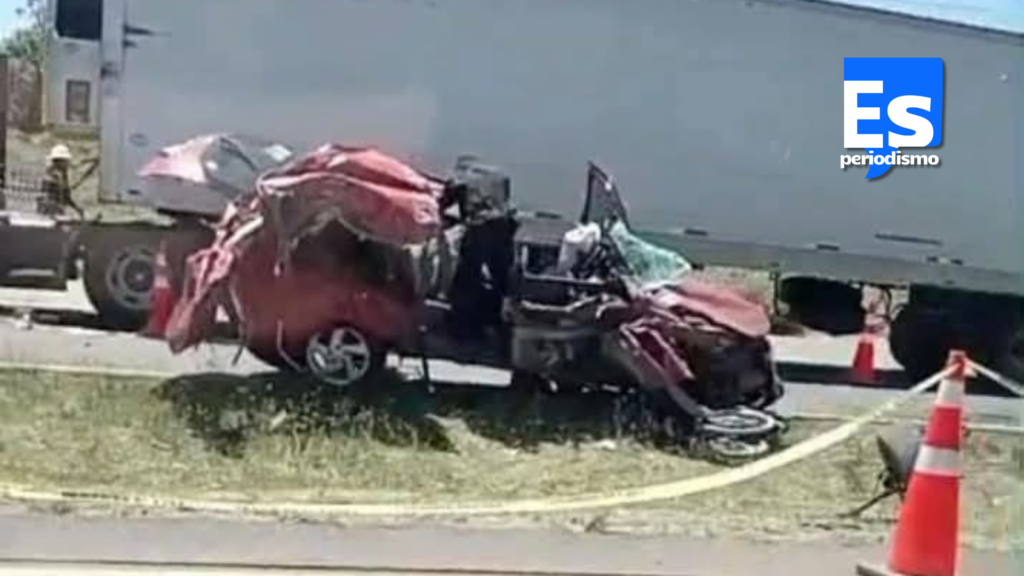 Choque entre camioneta y tráiler deja