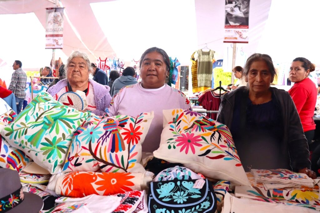 Primer Festival Nacional del Bordado