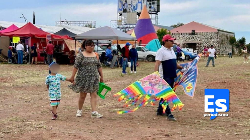 Con “Fiesta en el Cielo” 2 mil personas volaron papalotes en Zapotlán