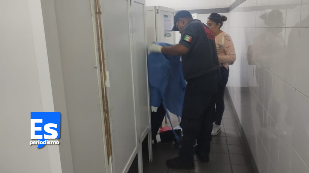 Nació en baño de la terminal de microbuses