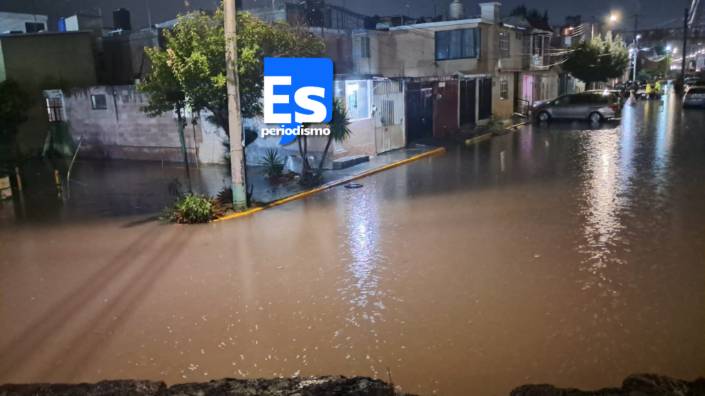 TORMENTA ELECTRICA Y AGUACERO CIMBRAN