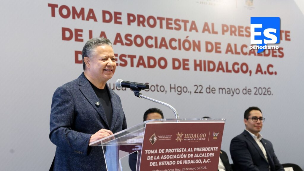 Julio Menchaca tomó protesta al presidente