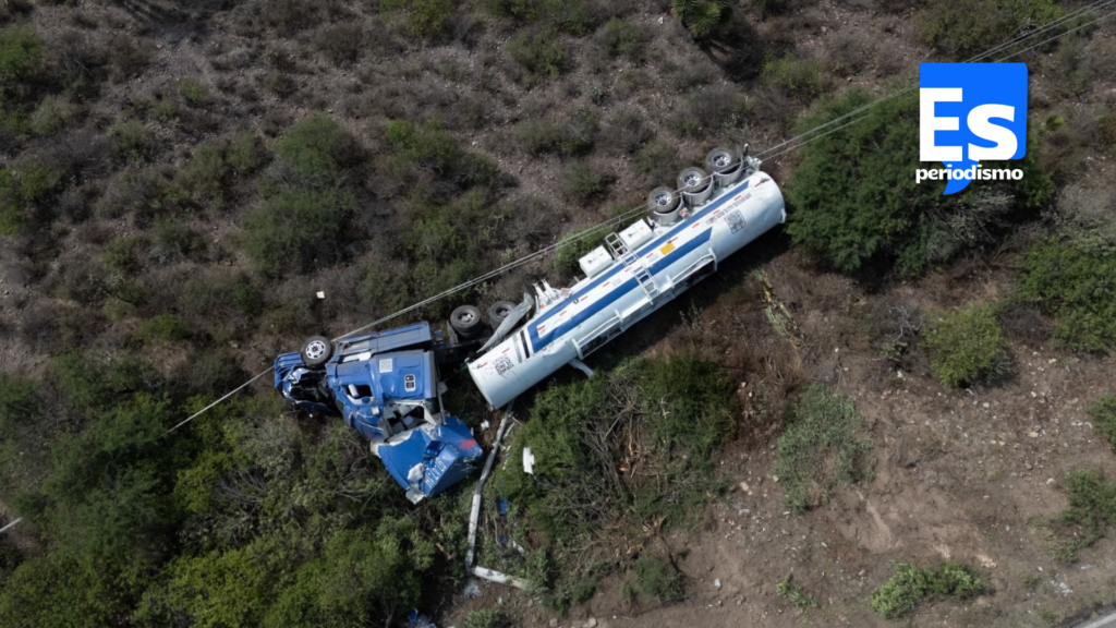 Pipa con combustible se precipitó
