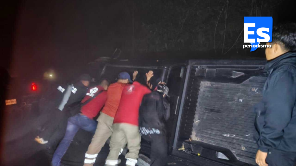 Volcó camioneta del “enfiestado”