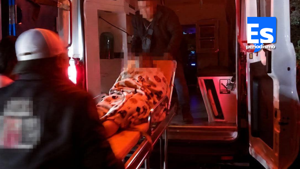 Jovencita lesionada en el rostro manipulando