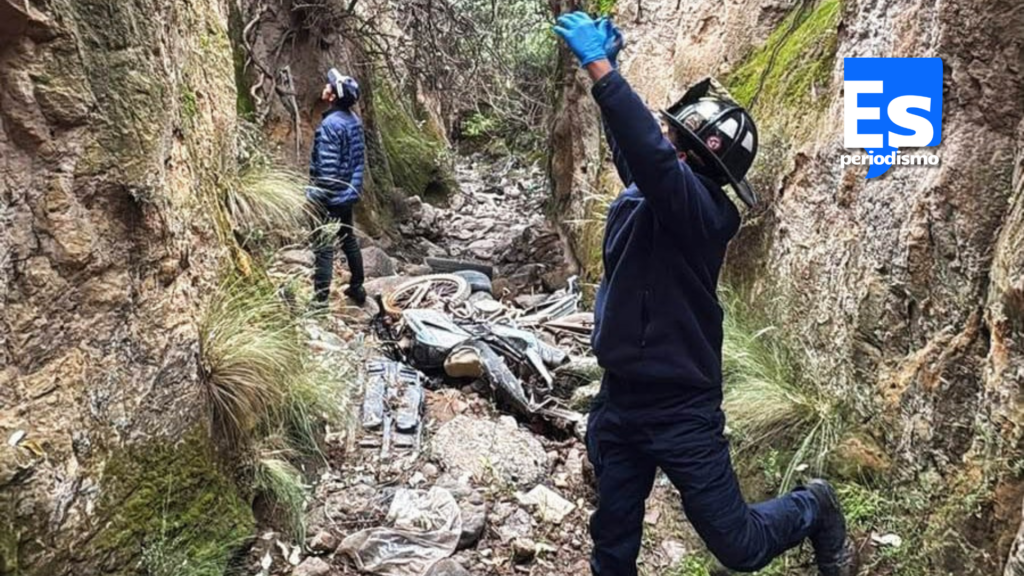 Rescatan a motociclista que cayó