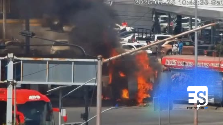 Ardió puesto de tortas enfrente a Soriana