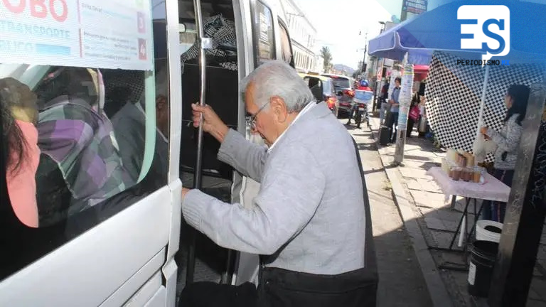 Adultos mayores batallan