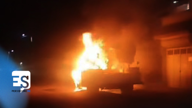 Incendio de camión de la CFE