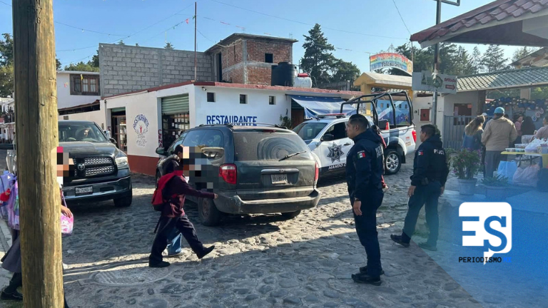 Estudiante ingresa con arma