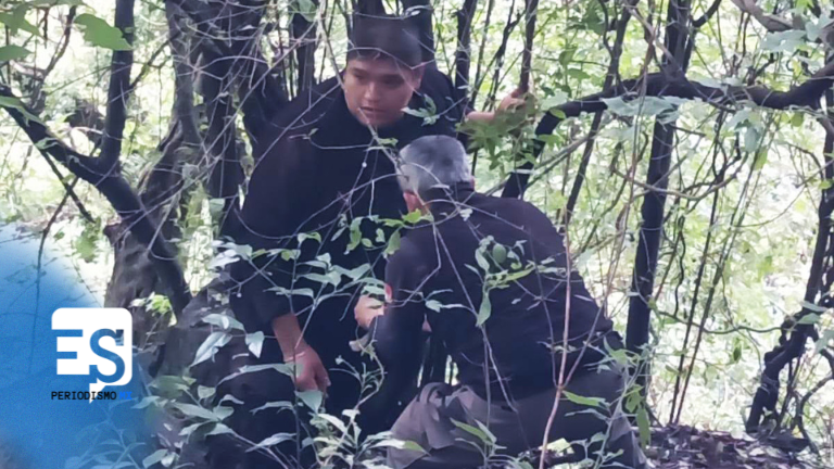 Rescatan a senderista que cayó